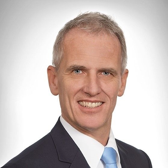 Sven Bradke